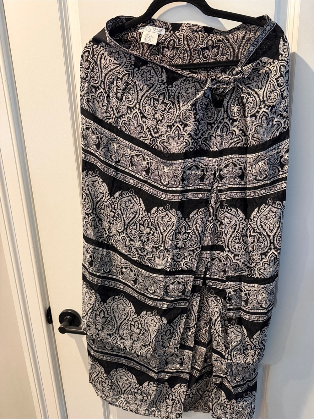 White House Black Market Black and White Paisley A-Line Skirt